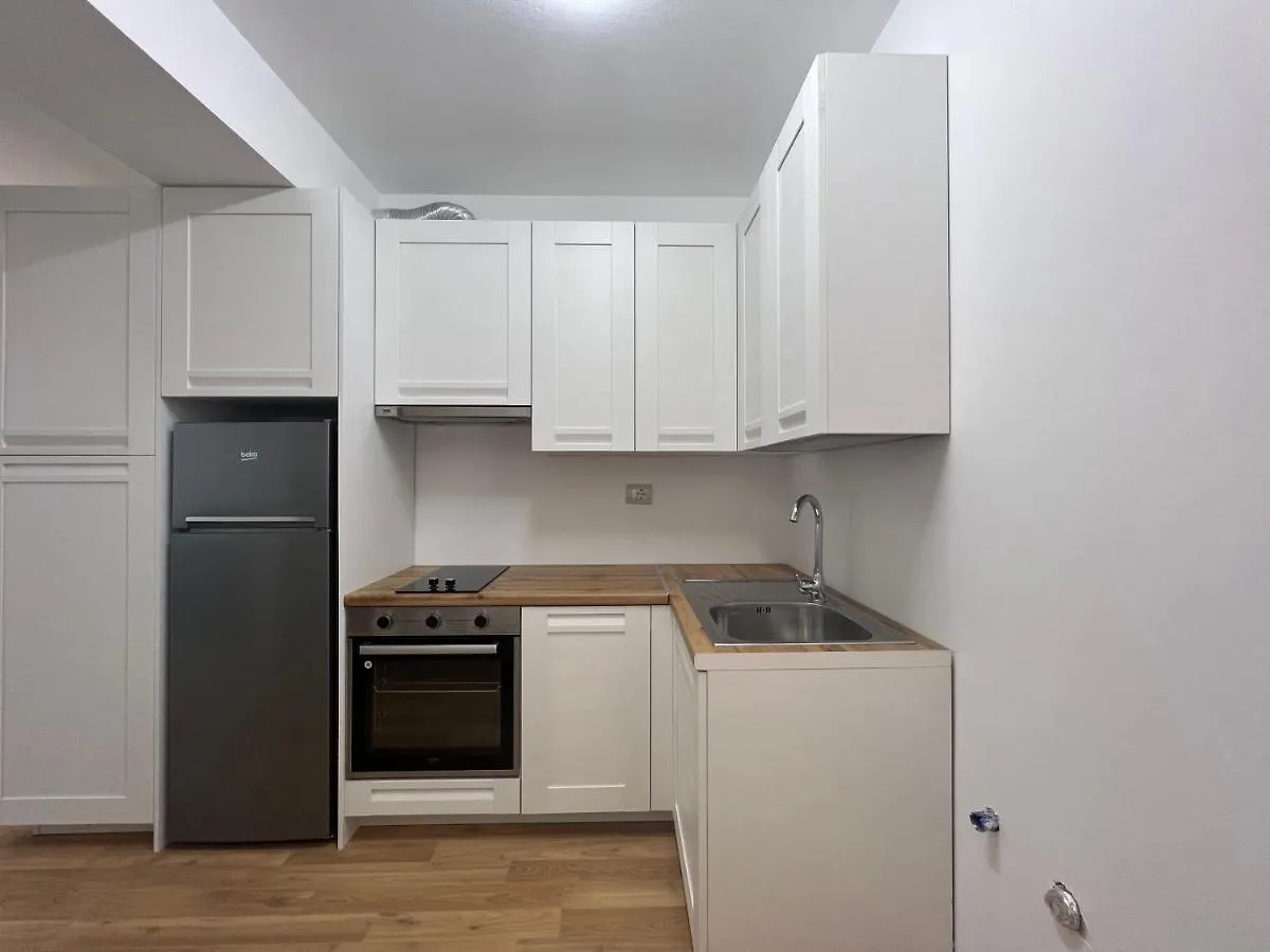 Lana Studio Apartment Tirana 0*,  Albania